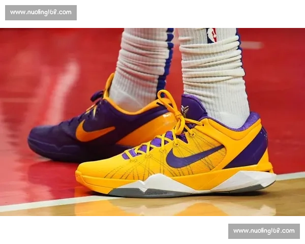 苏牙门线挑衅裁判：“我偏不！” 复刻经典争议